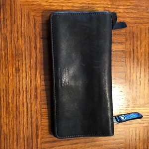 Fossil wallet